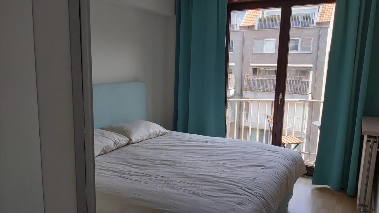 Appartement Met Zeezicht Op Het Van Bunnenplein Knokke-Heist Exteriör bild